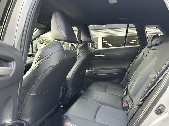 Toyota COROLLA Cross 2.0 High Power Hybrid First Edition | ACC | Camera | Leder | LED