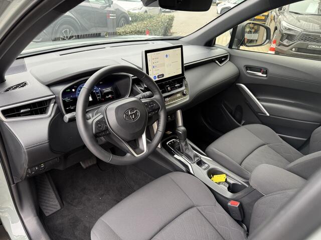 Toyota COROLLA Cross Hybrid 140 Style | Parkeersensoren V+A | Blindspot