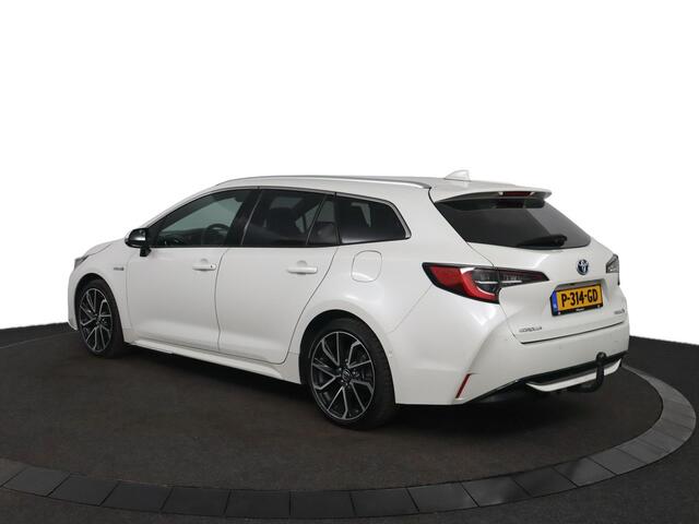 Toyota COROLLA Touring Sports 2.0 Hybrid Executive | Trekhaak | Navigatie | Parkeersensoren | Apple Carplay/Android auto | Elektrische Achterklep |