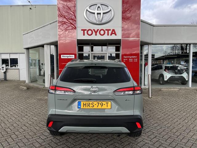 Toyota COROLLA Cross Hybrid 140 Style