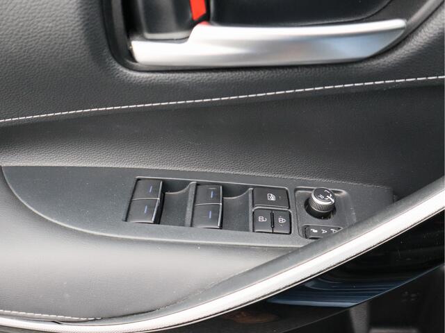 Toyota COROLLA Touring Sports 1.8 Hybrid Dynamic/ lage km/ trekhaak!