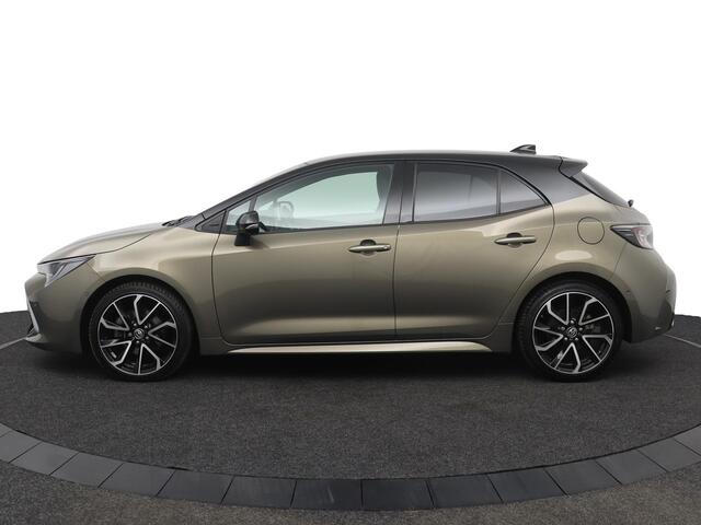 Toyota COROLLA 2.0 Hybrid Executive | Stoelverwarming | Parkeersensoren | Navigatie |