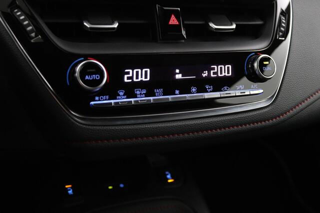 Toyota COROLLA 2.0 Hybrid Executive | Stoelverwarming | Parkeersensoren | Navigatie |