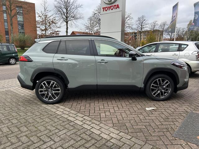 Toyota COROLLA Cross Hybrid 140 Dynamic Stoelverwarming | pakeersensoren | Dodehoek | 2026 Model
