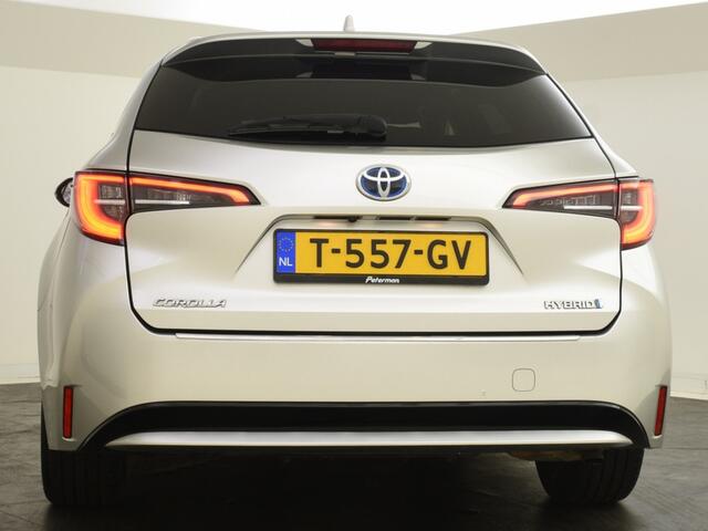 Toyota COROLLA Touring Sports 1.8 Hybrid Team D | PDC | stoelverwarming |