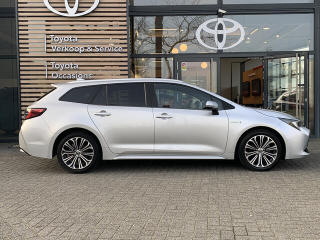 Toyota COROLLA Touring Sports 1.8 Hybrid Dynamic Stoelverwarming