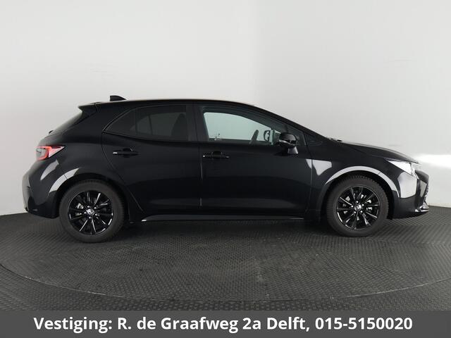 Toyota COROLLA Hybrid 140 Black Edition | Stuur-& Stoelverwarming | Apple Carplay & AndroidAUTO | Adaptieve cruise control