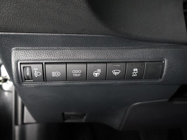 Toyota COROLLA Hybrid 140 Black Edition | Stuur-& Stoelverwarming | Apple Carplay & AndroidAUTO | Adaptieve cruise control