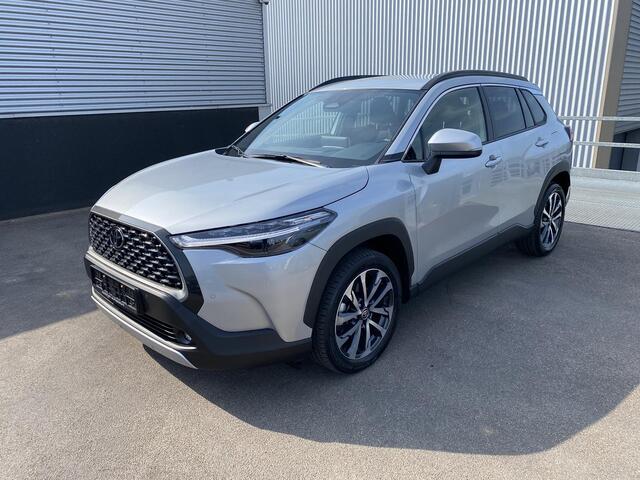Toyota COROLLA Cross Hybrid 140 Style Dodehoekdetectie, Parkeersensoren voor + achter, Navigatie, Smart Key, Privacy glass, LMV, LED, Adaptieve cruise control, Achteruitrijcamera