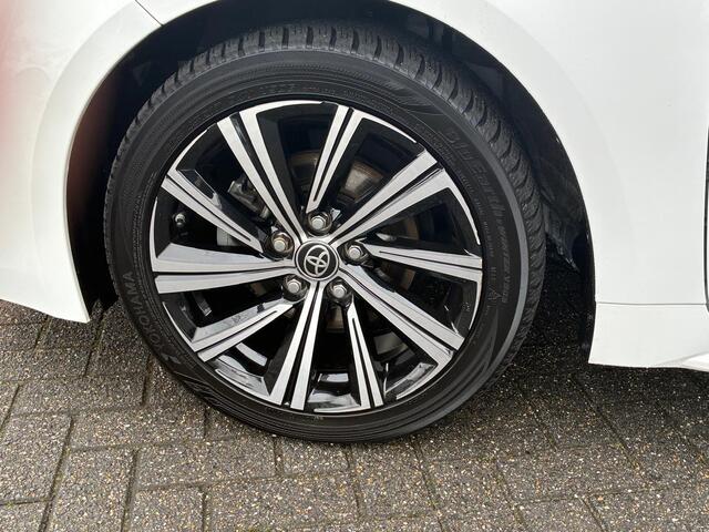 Toyota COROLLA Touring Sports 1.8 Hybrid Dynamic | Rijklaar | Camera Achter | 17"LM Velgen |