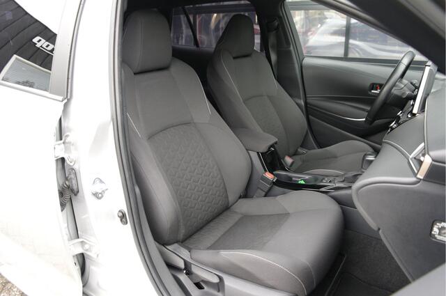 Toyota COROLLA Touring Sports 1.8 Hybrid First Edition | NL-Auto | Dealer Onderhouden | Carplay