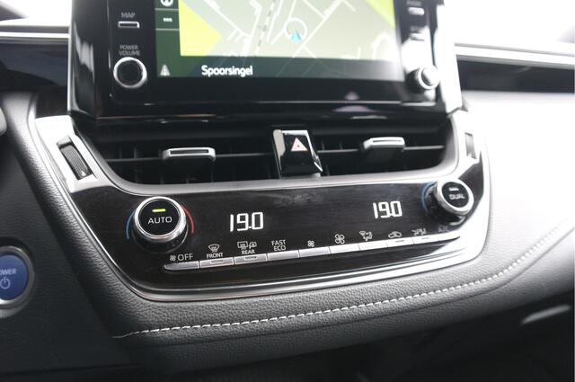 Toyota COROLLA Touring Sports 1.8 Hybrid First Edition | NL-Auto | Dealer Onderhouden | Carplay