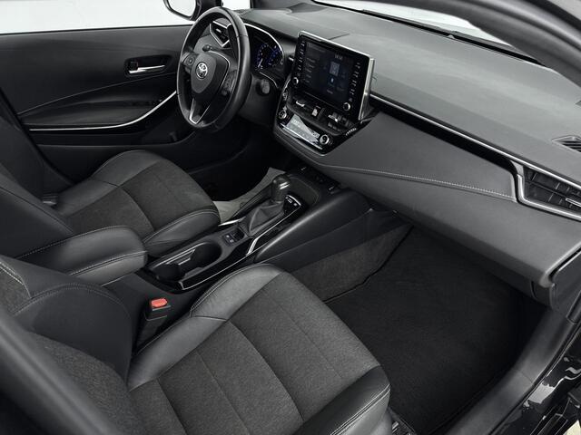 Toyota COROLLA Touring Sports 1.8 Hybrid Dynamic | Stoelverwarming | Achteruitrijcamera | 17'' Lichtmetalen Velgen | Apple Carplay/Android Auto |