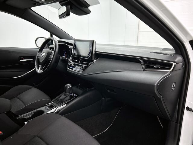 Toyota COROLLA Touring Sports 1.8 Hybrid Dynamic | Afneembare trekhaak | PDC | Stoelverwarming | Stuurverwarming |