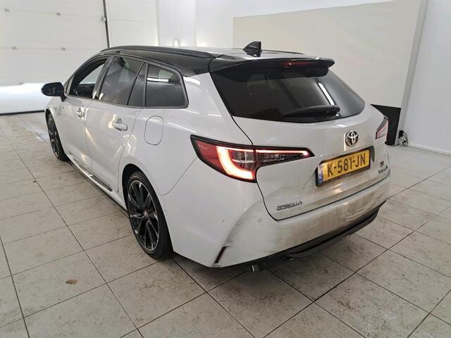 Toyota COROLLA Touring Sports 2.0 Hybrid GR-Sport Plus 1e Eigenaar | Volledig Onderh | NAP | BTW | Pano | Camera | Stoelverwarming | Elek Klep | Ad Cruise | Full Led | PDC | Head-up