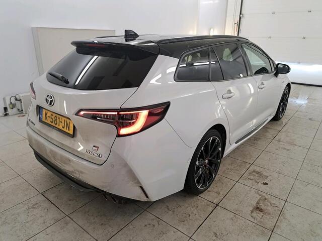 Toyota COROLLA Touring Sports 2.0 Hybrid GR-Sport Plus 1e Eigenaar | Volledig Onderh | NAP | BTW | Pano | Camera | Stoelverwarming | Elek Klep | Ad Cruise | Full Led | PDC | Head-up