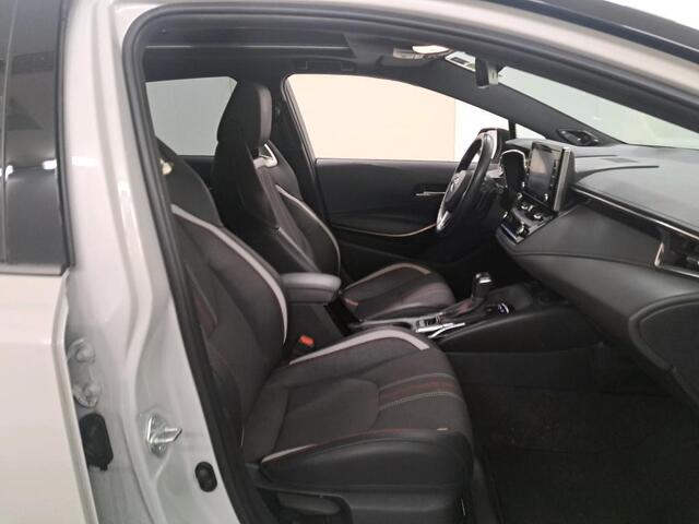 Toyota COROLLA Touring Sports 2.0 Hybrid GR-Sport Plus 1e Eigenaar | Volledig Onderh | NAP | BTW | Pano | Camera | Stoelverwarming | Elek Klep | Ad Cruise | Full Led | PDC | Head-up