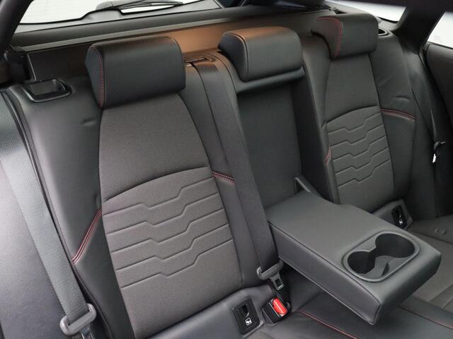 Toyota COROLLA Touring Sports 2.0 Hybrid Executive | Panoramadak | 18 Inch Velgen | Stoelverwarming | Headup Display |