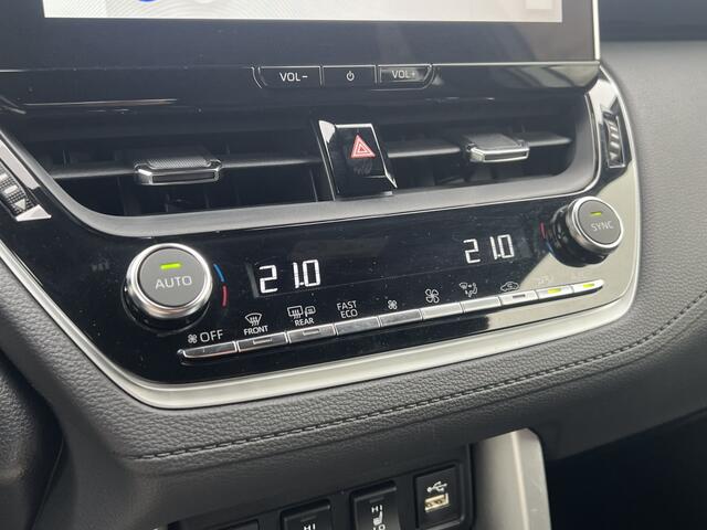 Toyota COROLLA Cross Hybrid 140 Style | Trekhaak