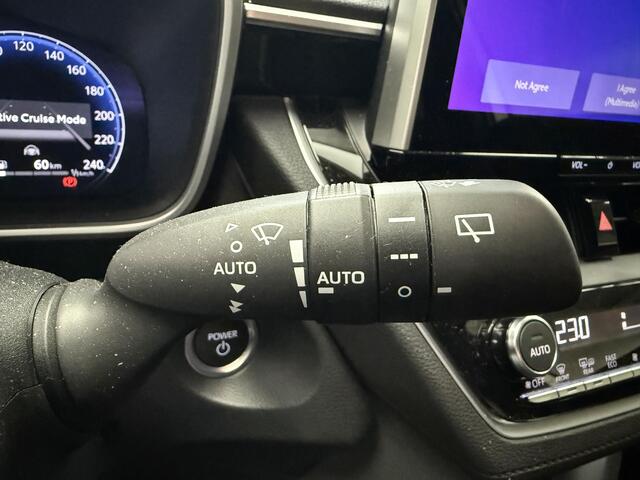 Toyota COROLLA Cross Hybrid 140 Style + Premium Pack I