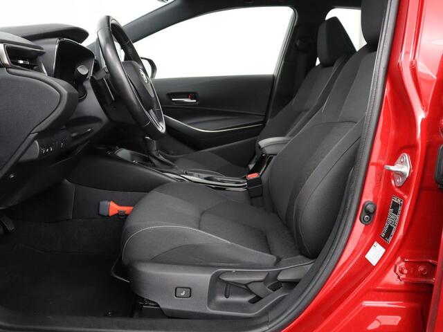 Toyota COROLLA Touring Sports 2.0 Hybrid Style | Trekhaak | Stoelverwarming | Cruise Control | Navigatie | Camera | Carplay | Full LED | DAB | Climate control | Head-up