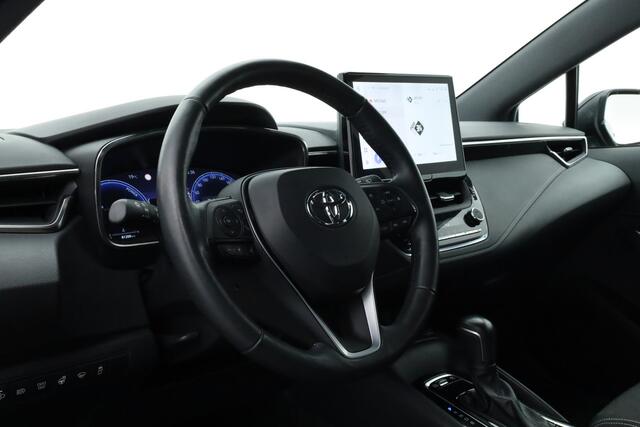 Toyota COROLLA Touring Sports Hybrid 140 Active | Rijklaar! | Dig. Cockpit | Adapt. Cruise | Camera | Stoel- Stuurverw. | CarPlay | All Season | v