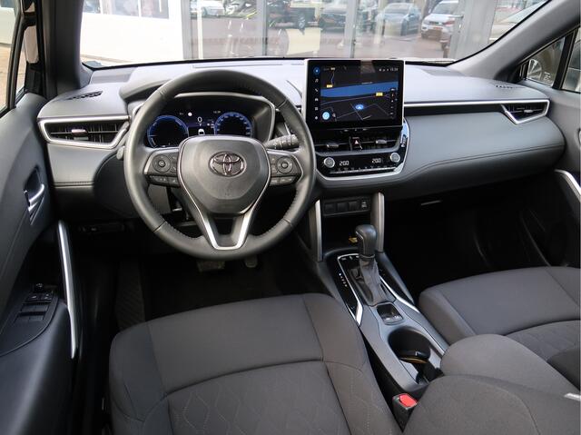 Toyota COROLLA Cross Hybrid 140 Dynamic | Elektr Klep | Navi | ACC | Carplay | Keyless |