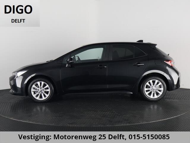 Toyota COROLLA HYBRID 140 BUSINESS BLACK ED. GARANTIE 5-2035* 15.000 KM!!! STOEL -EN STUURVERWARMNG . CAMERA . KEYLESS START/STOP . APPLE CARPLAY & ANDROID AUTO