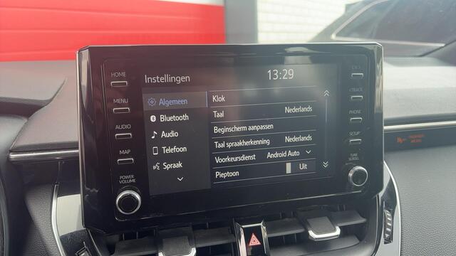 Toyota COROLLA Touring Sports 1.8 Hybrid Business TREKHAAK / CAMERA / CARPLAY / CLIMA / ACC / BLUETOOTH / DAB+ / NL-AUTO