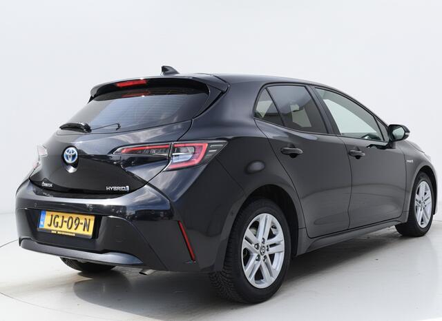 Toyota COROLLA 1.8 HYBRID AUT. DYNAMIC NAVI/CAMERA/CARPLAY