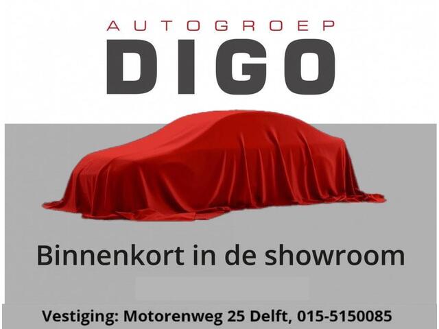 Toyota COROLLA 1.8 Hybrid Comfort Bi-Tone . Adaptieve Cruise control . Apple CarPlay & AndroidAUTO . Camera