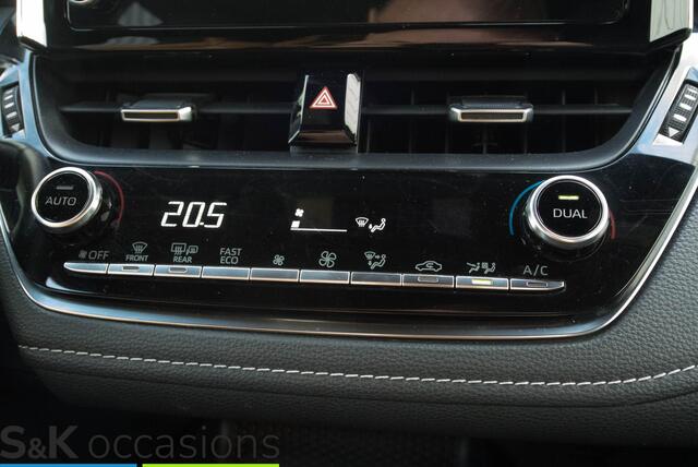 Toyota COROLLA Touring Sports 1.8 Hybrid NAVI PDC Keyless ACC