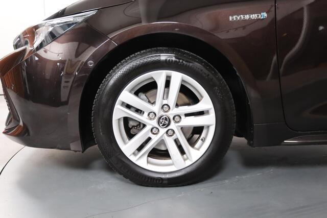 Toyota COROLLA Touring Sports 1.8 Hybrid Active Trekhaak, Camera, Stoelverwarming,
