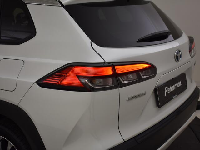 Toyota COROLLA Cross 2.0 HP Hybrid Style | Stoel+ stuurverwarmd | Adapt. cruise |