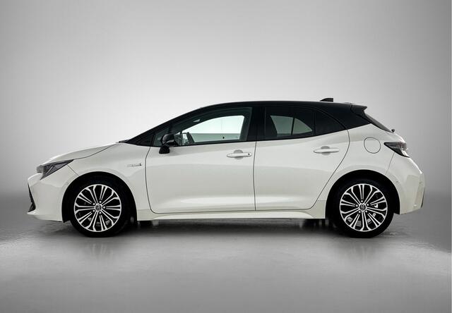 Toyota COROLLA 1.8 Hybrid Style | Lederen bekleding | voorstoelen verwarmd | Parkeersensoren Voor en achter |