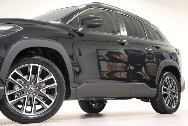 Toyota COROLLA Cross Hybrid 140 Dynamic, Trekhaak, Stuur & Stoelverwarming, BSM!