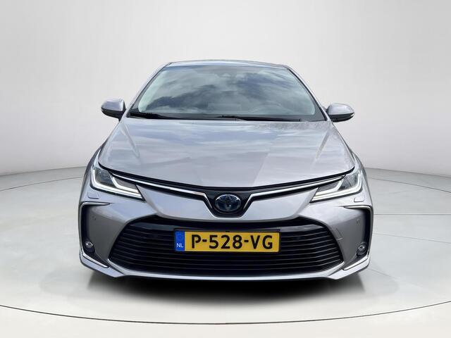 Toyota COROLLA 1.8 Hybrid Executive | Trekhaak | Carplay | Stoel- + stuurverwarming | 18 inch LM-velgen |
