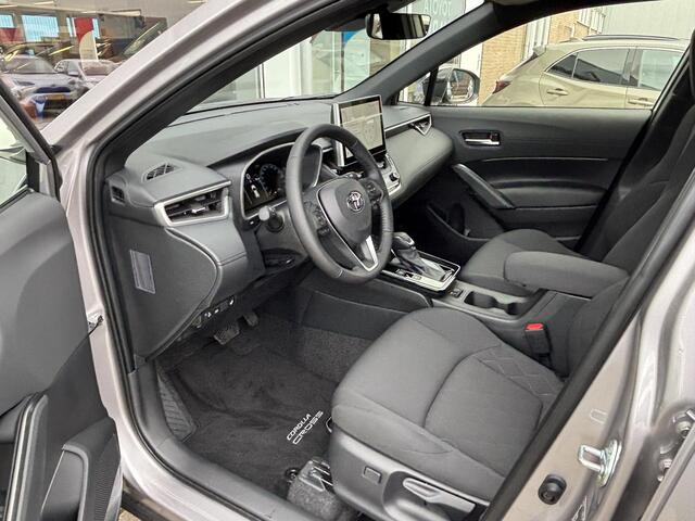 Toyota COROLLA Cross Hybrid 180 Dynamic Prijs inc. inruilpremie!