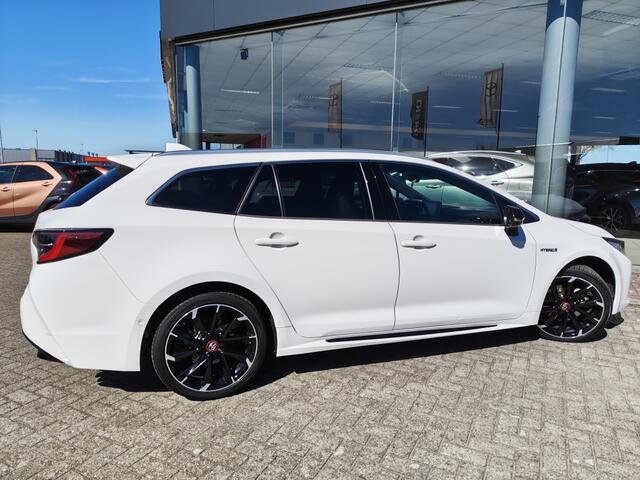 Toyota COROLLA Touring Sports 2.0 Hybrid GR-Sport Plus | Head-Up Display | JBL | Navi | Blind