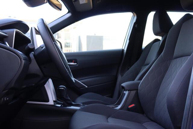 Toyota COROLLA Cross Hybrid 140 Style Limited, Blind Spot Monitor , Stuur- en Stoelverwarming