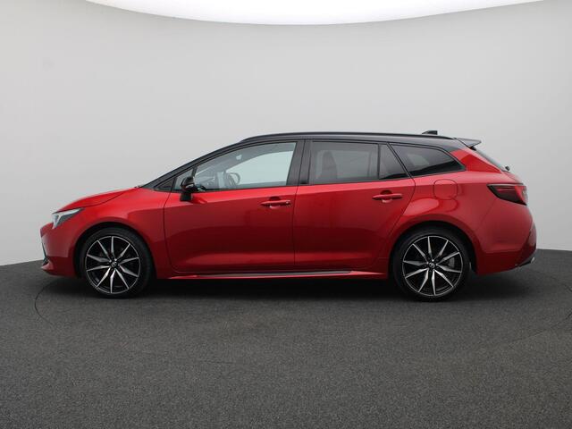 Toyota COROLLA Touring Sports Hybrid 200 Business GR Sport Plus 196PK Aut. 18" LM Velgen, Full LED verlichting, Stoelverwarming, Elektr. Achterklep, Side Assist, Keyless