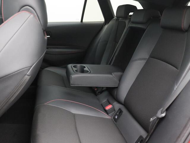 Toyota COROLLA Touring Sports Hybrid 200 Business GR Sport Plus 196PK Aut. 18" LM Velgen, Full LED verlichting, Stoelverwarming, Elektr. Achterklep, Side Assist, Keyless