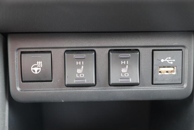 Toyota COROLLA Cross Hybrid 200 Executive, BSM, Apple Carplay/Android Auto, Leder!