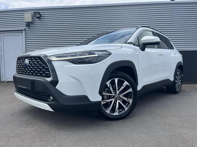 Toyota COROLLA Cross Hybrid 200 Dynamic MEERDERE KLEUREN LEVERBAAR! Stoelverwarming, Navigatie, Elektrische achterklep, Achteruitrijcamera, LM velgen, Privacy glass, smart Key, All-season banden