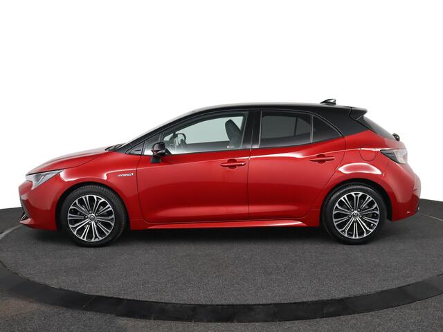 Toyota COROLLA 1.8 Hybrid Style Limited | Apple Carplay/Android Auto | Trekhaak | Stoel/Stuurverwarming |
