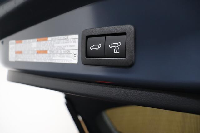 Toyota COROLLA Cross Hybrid 180 Dynamic | ¤ 3.700,- Demo Voordeel! | Adaptive-cruise | Camera | Clima | Keyless | Navigatie | Apple Carplay & Android Auto | Parkeerhulp | Stoel & Stuurverwarming | Dodehoekdetectie