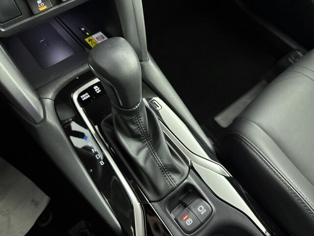 Toyota COROLLA Cross 2.0 High Power Hybrid First Edition Trekhaak Afneembaar | NL-Auto | Dealeronderhouden | 1ste Eig |