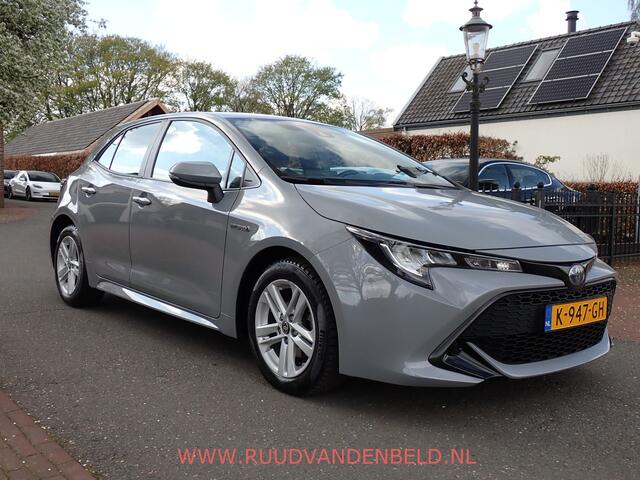 Toyota COROLLA 1.8 Hybrid Business CAMERA / CARPLAY / TREKHAAK / ACC