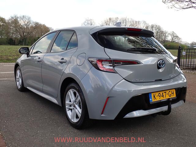 Toyota COROLLA 1.8 Hybrid Business CAMERA / CARPLAY / TREKHAAK / ACC