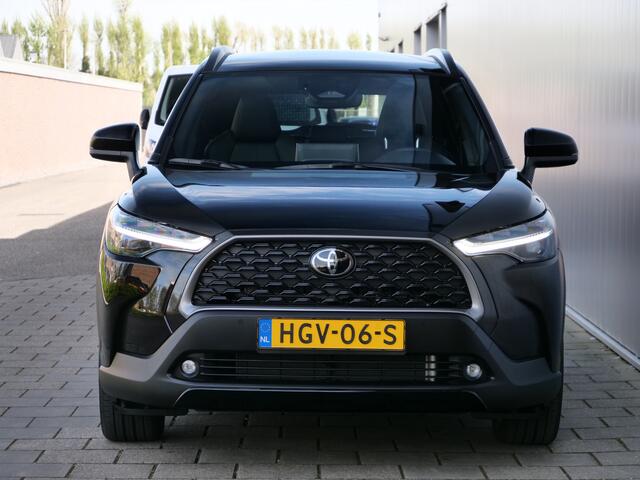 Toyota COROLLA Cross Hybrid 140 Pk Automaat Style Navigatie / DAB / Apple Carplay / Camera / Pano-dak / Winterpakket